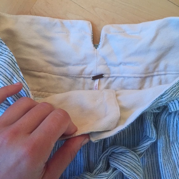 Breezy pin striped linen pants with belted waist - Picture 3 of 5